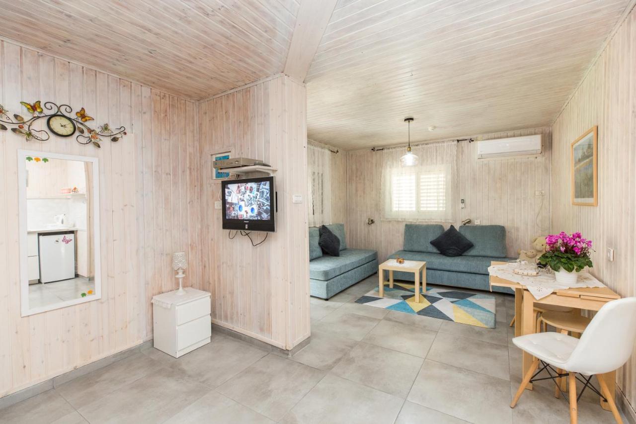 Leyad Hashmura Lodging イェソード・ハマアラ エクステリア 写真