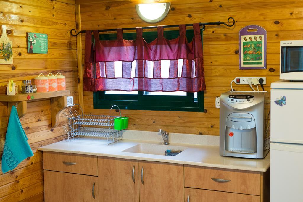 Leyad Hashmura Lodging イェソード・ハマアラ エクステリア 写真