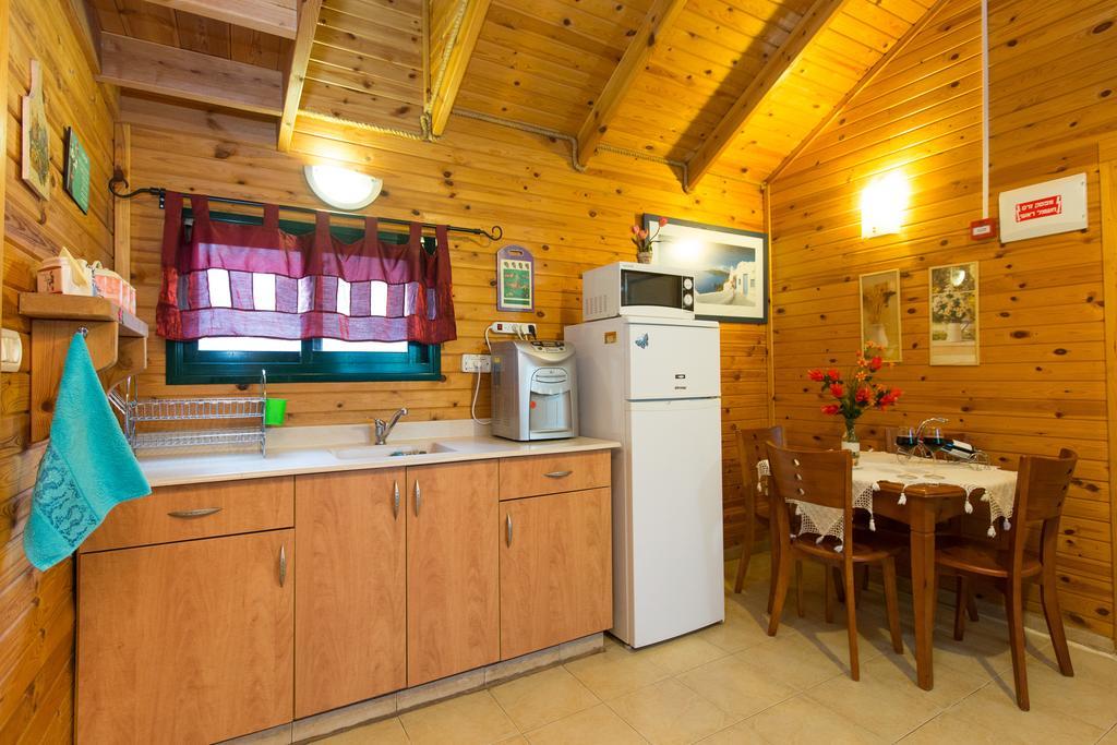Leyad Hashmura Lodging イェソード・ハマアラ エクステリア 写真