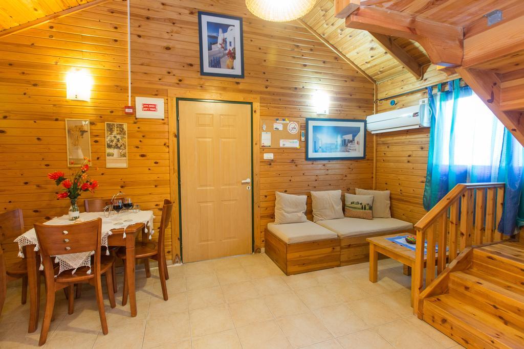 Leyad Hashmura Lodging イェソード・ハマアラ エクステリア 写真