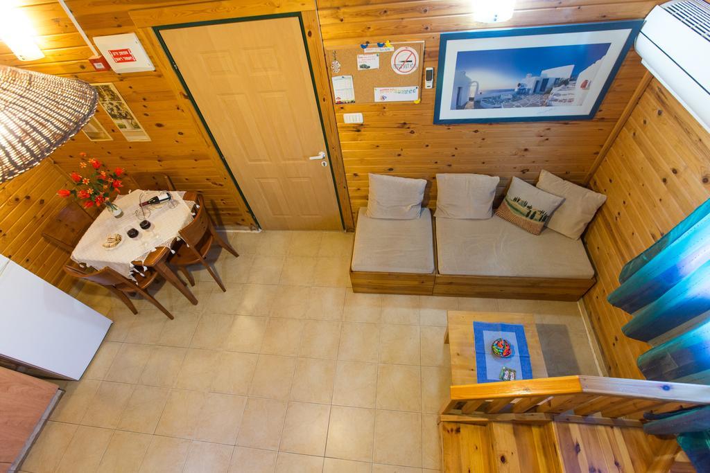 Leyad Hashmura Lodging イェソード・ハマアラ エクステリア 写真