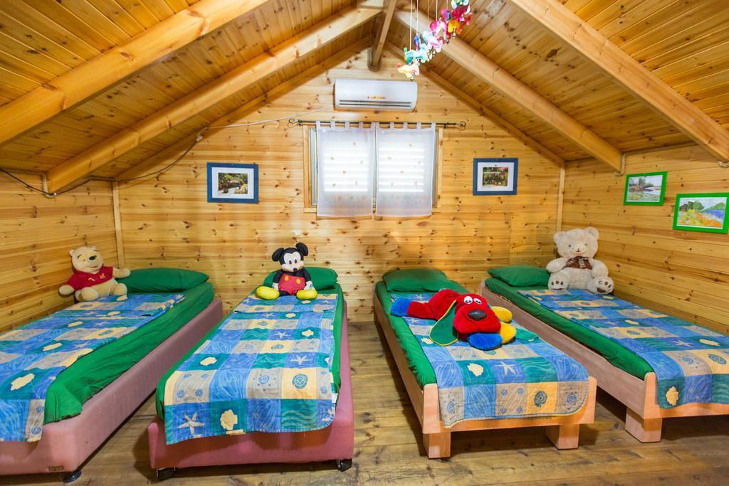 Leyad Hashmura Lodging イェソード・ハマアラ エクステリア 写真