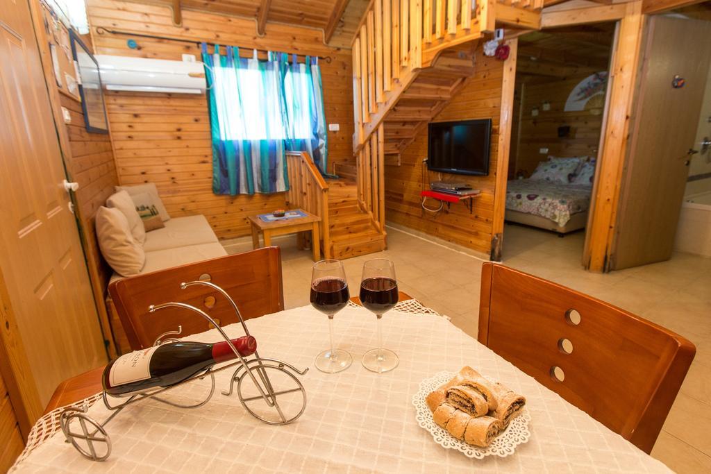 Leyad Hashmura Lodging イェソード・ハマアラ エクステリア 写真