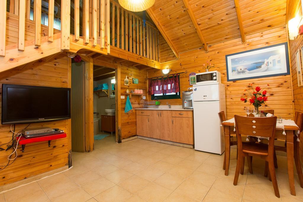 Leyad Hashmura Lodging イェソード・ハマアラ エクステリア 写真