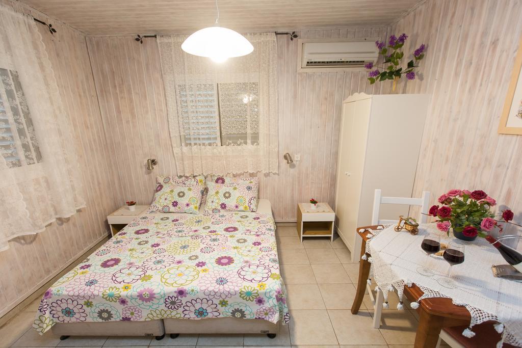 Leyad Hashmura Lodging イェソード・ハマアラ エクステリア 写真